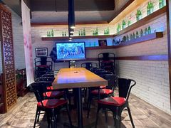 -JINNS锦时 steak&pizza(浸信会礼拜堂旧址店)