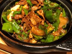 天柱山辣椒炒黑毛猪肉-山里亲戚(淞虹路店)