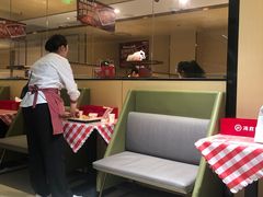 -海底捞火锅(银泰中心店)