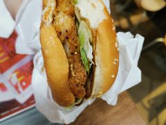 黑椒鸡腿堡-麦当劳(番禺信联大厦店)