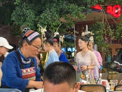 -刘姐啤酒鱼民族演艺餐厅(西街总店)