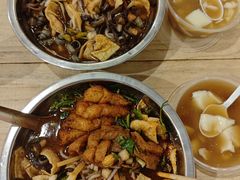-柳州肥姨妈大骨螺蛳粉(江宁万达店)