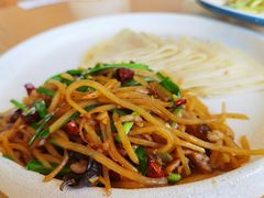 -关东小磨东北菜(上海长风大悦城店)
