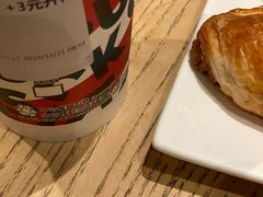 -星巴克(广州南站A18检票口楼上)