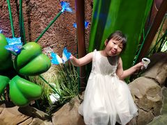 -蓝精灵乐园·世茂精灵之城主题乐园