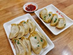 -小姜锅贴(凤凰街店)