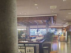 -八府香鸭·啫啫煲(华山路店)