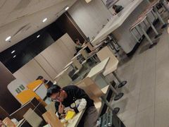 -麦当劳(西客站店)