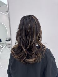 -5M HAIR SALON精品店