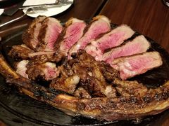 -恰餐厅及酒吧 CHAR Bar & Grill (北京丽都皇冠假日店)