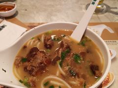 猪软骨捞面-翠华餐厅(百老汇店)