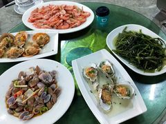 -四川小胡子海鲜(丁村万人海鲜广场店)