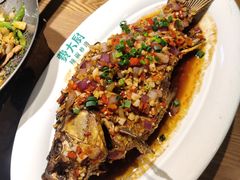香酥大鲫鱼-费大厨辣椒炒肉(黄兴中心广场店)