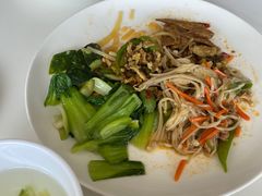 -浙江中升裕迪奥迪4S店(西溪店)