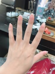 -苑苑发型设计