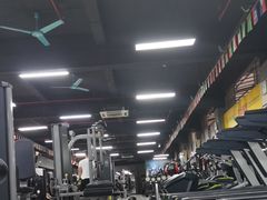 -星动力健身俱乐部(新塘店)