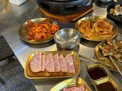 -胡悦里韩式烤肉(芝罘万达广场店)