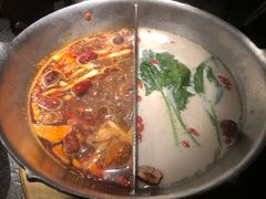 -湊湊火锅·茶憩(新中关购物中心店)