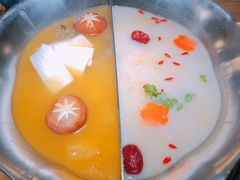 红颜花胶鸡锅-湊湊火锅·茶憩(上海合生汇店)