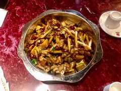 干锅牛蛙-馋嘴蛙火锅