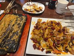 -三个大叔烤羊肉串·歌手驻唱·碳烤鲜肉(西三旗店)