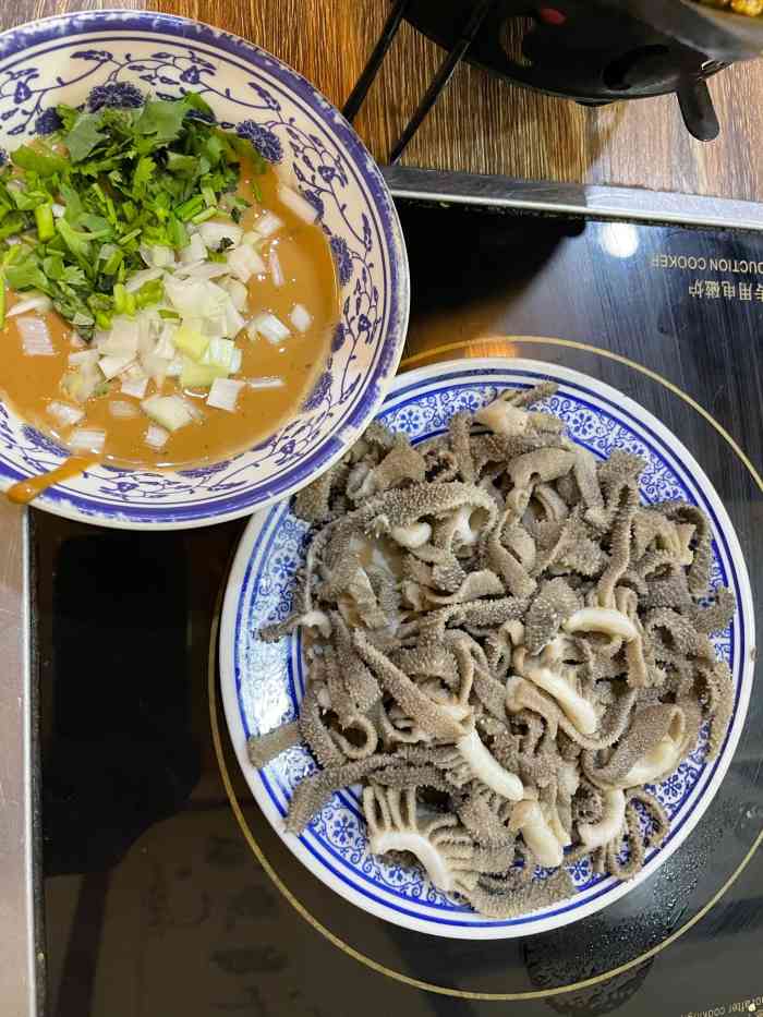 清真牛街老爆肚满(旧鼓楼外大街店)-"这个地方从小吃到现在,以前一直