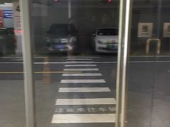 -大宁国际商业广场-地下停车库