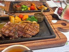 -十分牛西餐·牛扒专门店(光明广场店)
