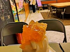 蜂巢冰激淋-OUR Bakery(三里屯太古里店)