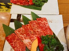 -炼火烤肉店