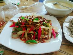 -溢心园香河肉饼总店