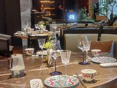 店内布置-海派悦庭·海胆烧麦·新融合菜(凯德广场店)