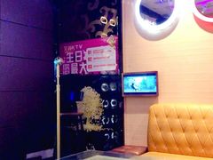 -艾尚主题式KTV(艾溪湖绿地店)