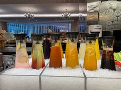 -圣丰索菲特·2 On 988 Café 自助餐厅