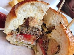 鹅肝牛肉芝士汉堡-G+KITCHEN(龙湖狮山天街店)