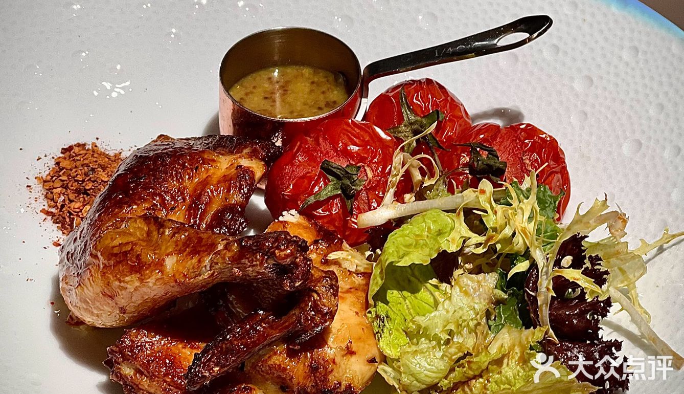  🍽️ 百年建筑里的浪漫，充满仪式感的美味👭