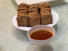酥皮臭豆腐-绍兴饭店(大宁店)
