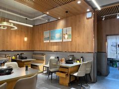 -围炉肉舍丹东海鲜烤肉·烤活鳗(步行街店)