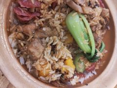 -煲仔皇腊味煲仔饭(经四万达店)