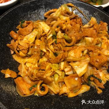 公司附近一行3人点了一份午市双人套餐
