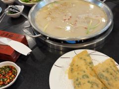 -老来福·非遗酸汤兔(凯旋路店)