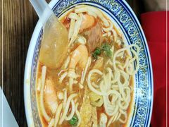 -亚忠小吃店(曾厝垵店)