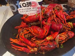-巴厘龙虾·榜首油焖大虾(音乐学院·沿江酒馆店)
