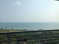 -三亚湾海居铂尔曼度假酒店