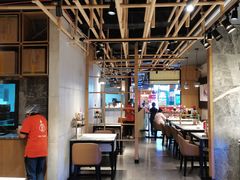 大堂-红辣椒陶氏丝娃娃(南国花锦店)