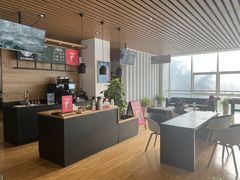 -青岛中升沃茂沃尔沃4S店(市北店)
