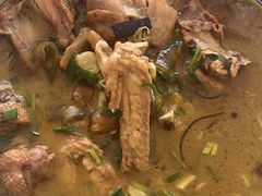 -华龙特色大骨鸡农家菜馆