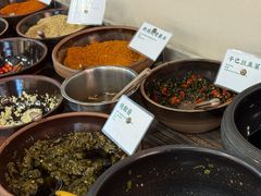 -阿山卓·野生菌火锅·纳西火塘烤肉