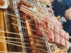 -哈尔滨小酒馆·鲜肉现穿自助烧烤(康新花园店)
