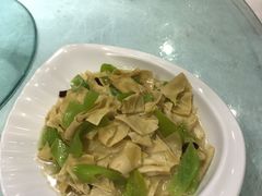 -赶海部落海鲜城(海阳路店)